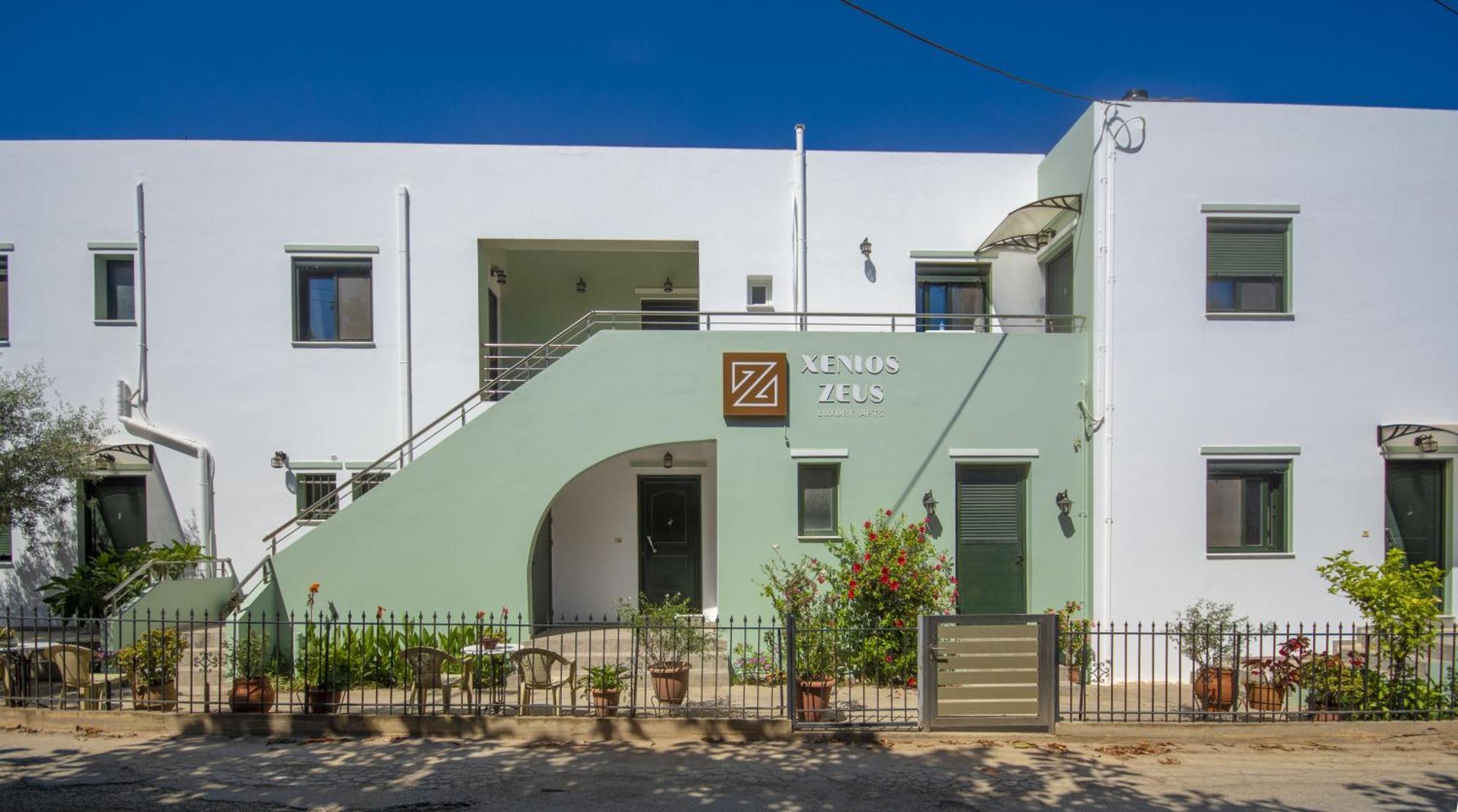 Xenios Zeus Apartments Kissamos Exterior photo
